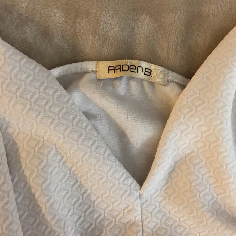Arden B Spaghetti Strap Peplum Top - Picture 5 of 8